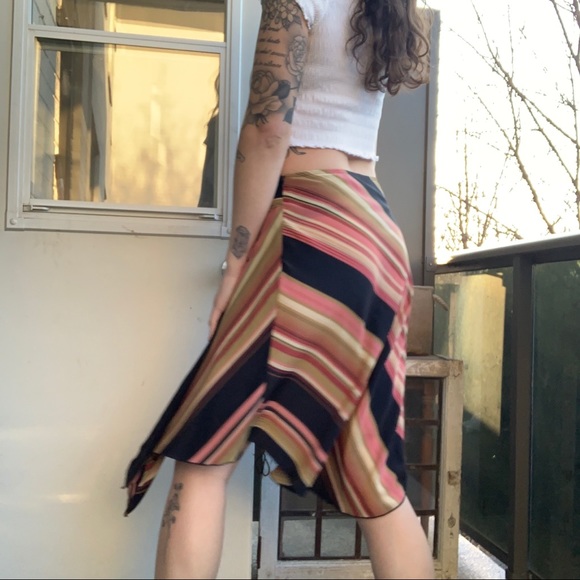 Vintage Asymmetrical Bandanna Midi Skirt - Picture 3 of 3